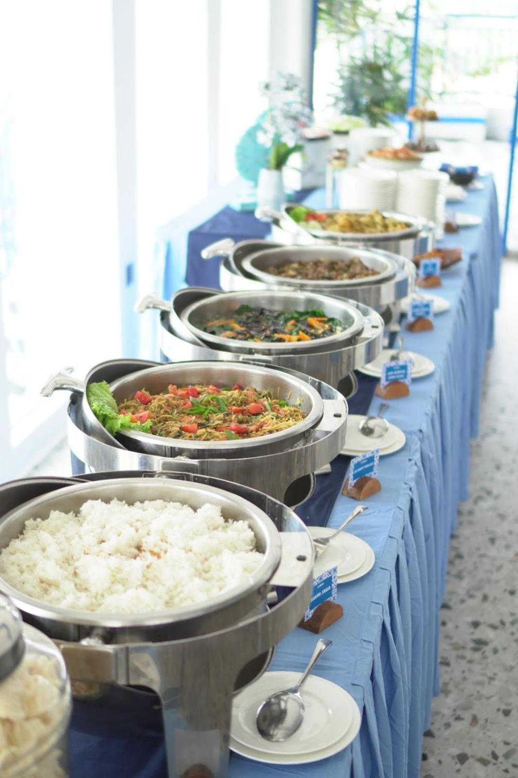 Cavinton Hotel Malioboro Yogyakarta By Tritama Hospitality Buitenkant foto