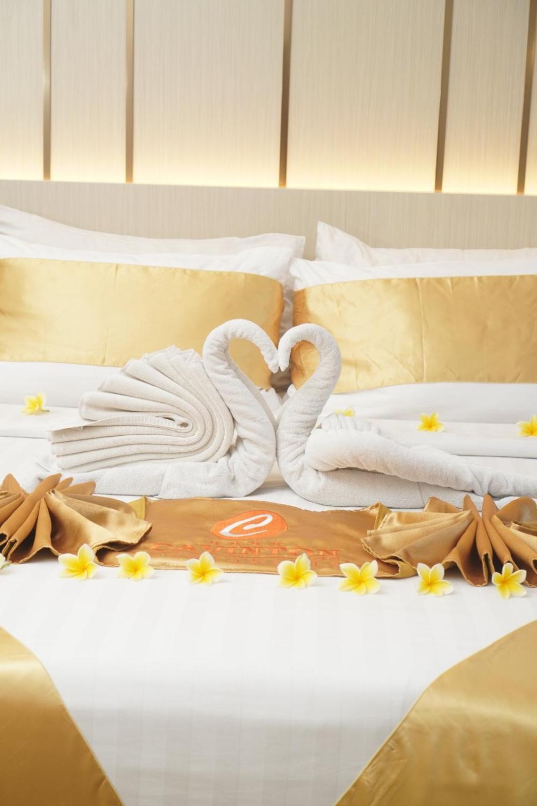 Cavinton Hotel Malioboro Yogyakarta By Tritama Hospitality Buitenkant foto